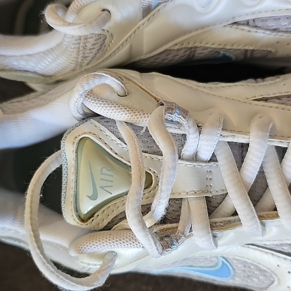 Nike Air Women's Running Shoes 🩵🩵🩵 - Picture 4 of 9